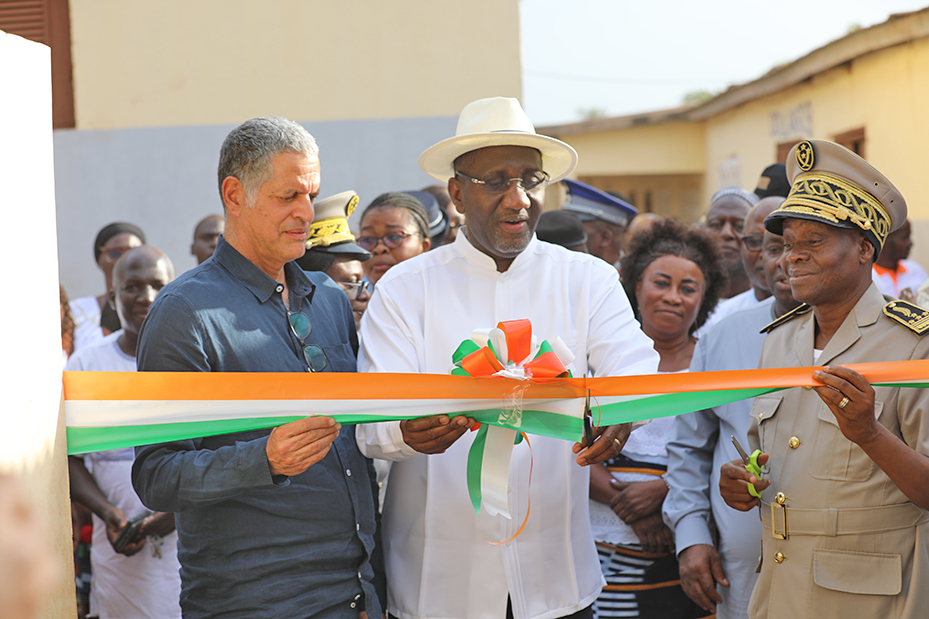 Inauguration des infrastructures réhabilitées au groupe scolaire Dioulakro de Yamoussoukro