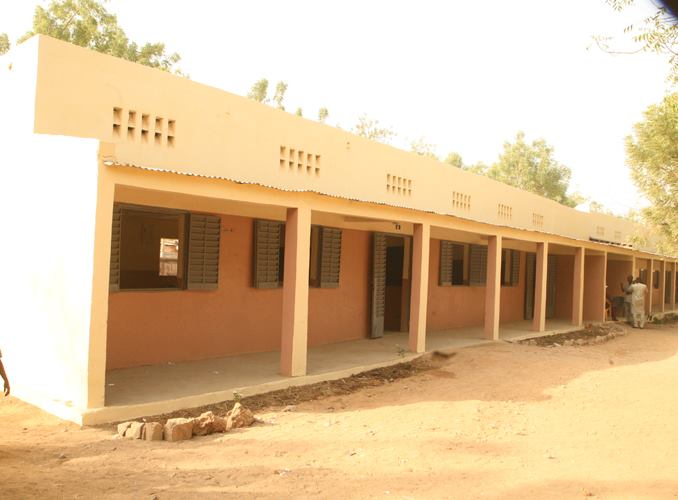 Réhabilitation/Construction des groupes scolaires Fadjiguila et Dianguina Coulibaly de Lafiabougou