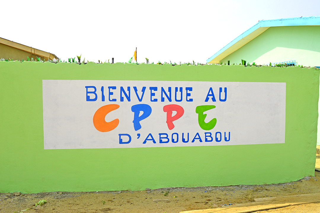 La FONDATION ATEF OMAÏS réhabilite le Centre de protection de la petite enfance d’Abouabou